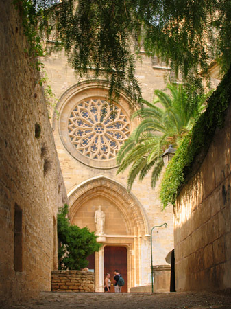 Santa Anna aus einer Seitengasse - Mallorca